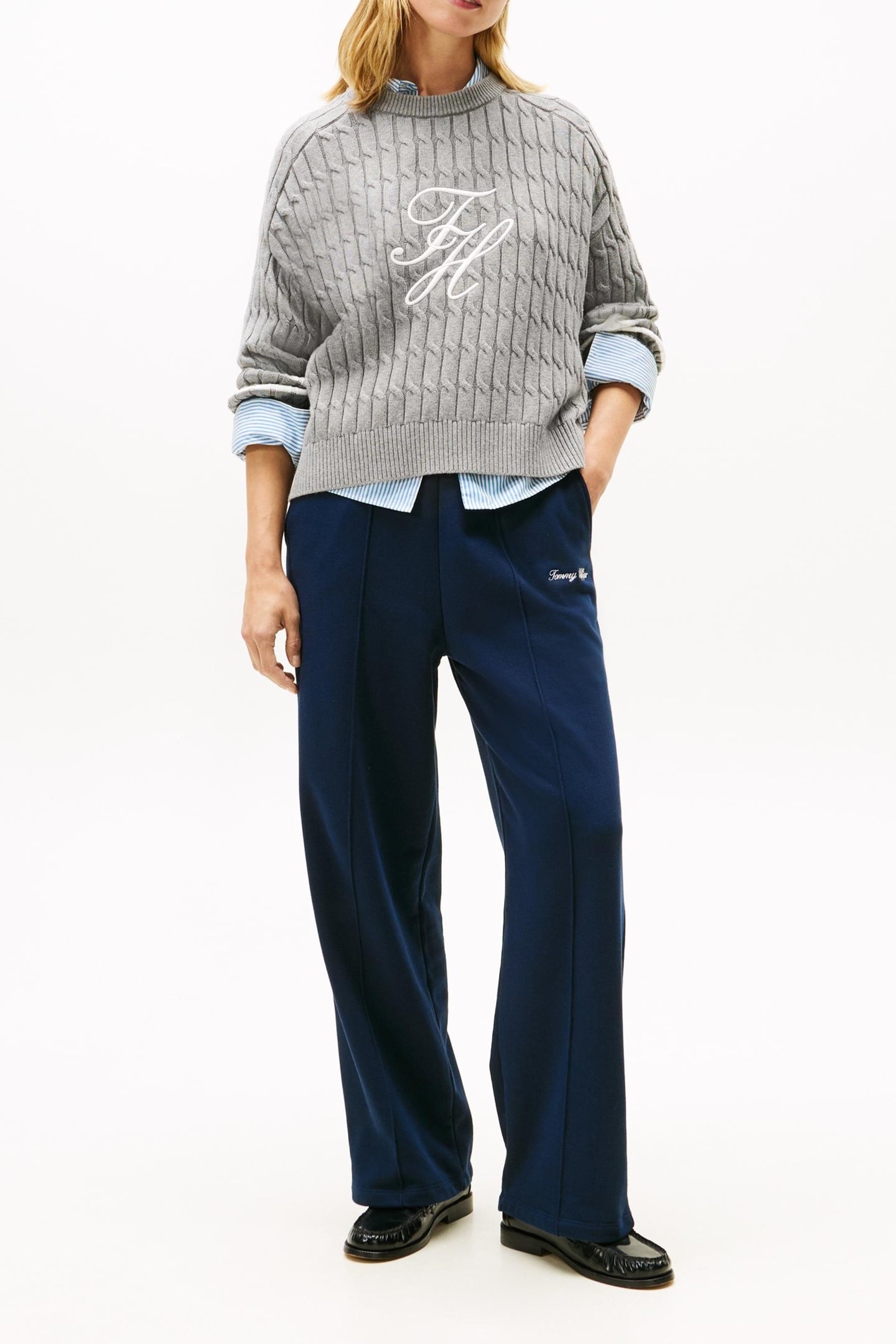 LOGO EMBROIDERY RELAXED CABLE KNIT JUMPER MED HEATHER GREY 4