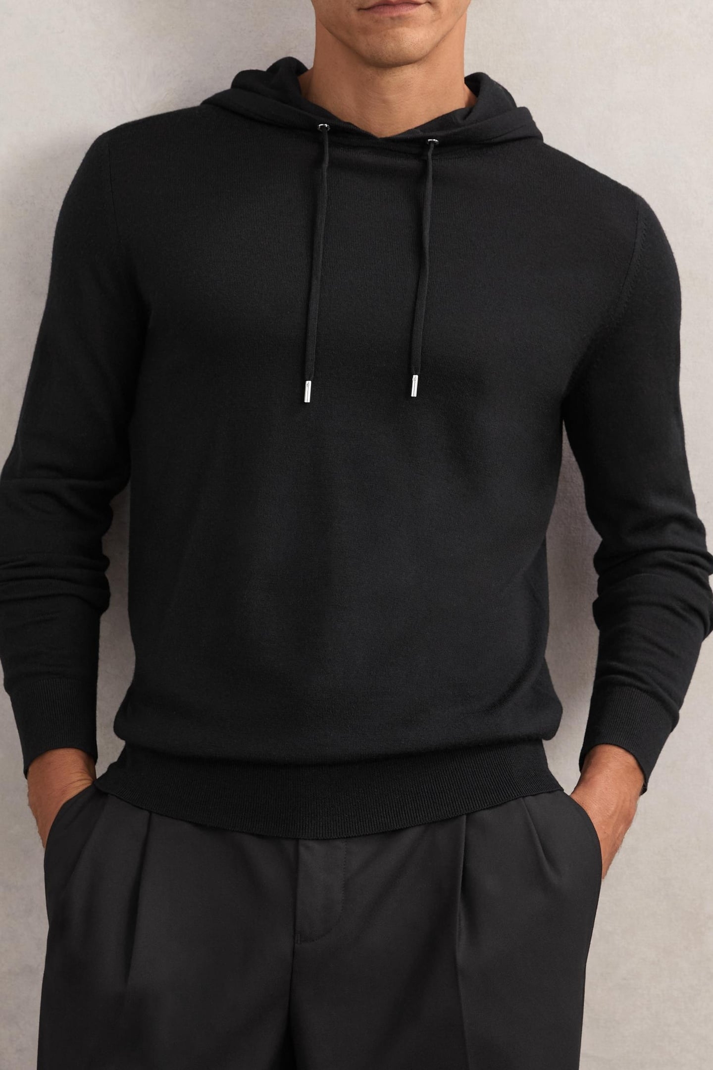 LS MERINO HOODY BLACK 2