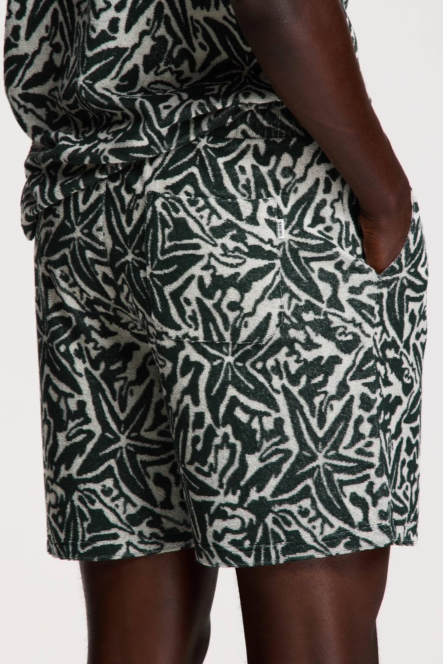 TONY TOWELING SHORTS GREEN LEAF STARFISH 7