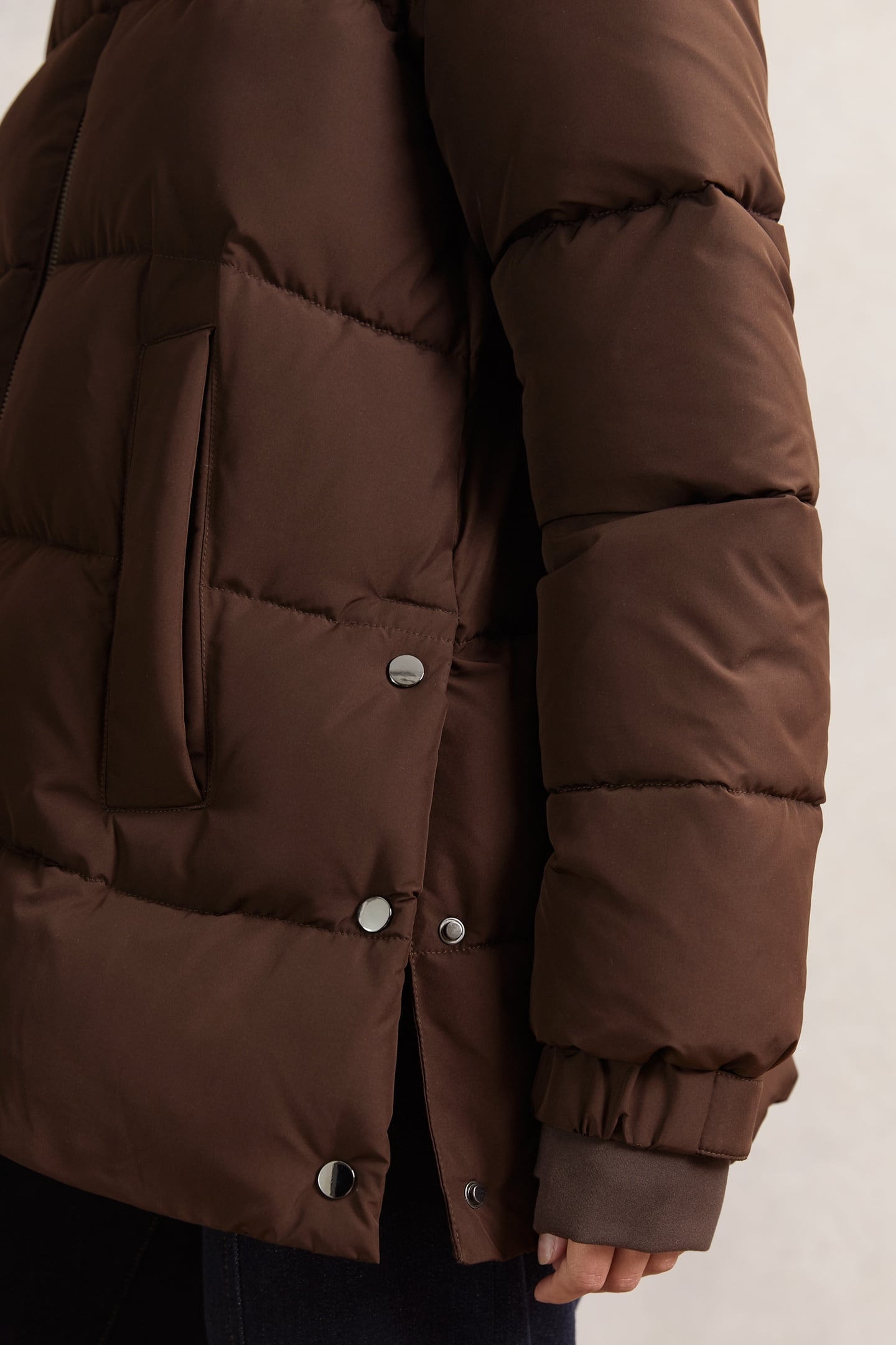SHORT PUFFER COAT CHOCOLATE BROWN 3