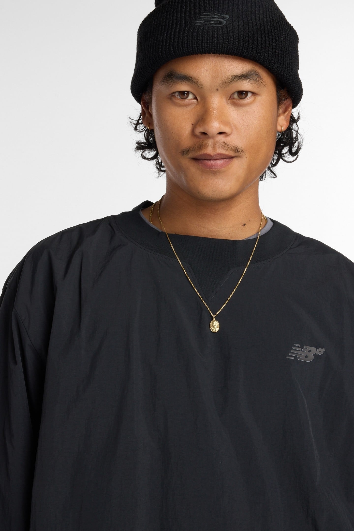 NUMERIC WOVEN CREW BLACK 3