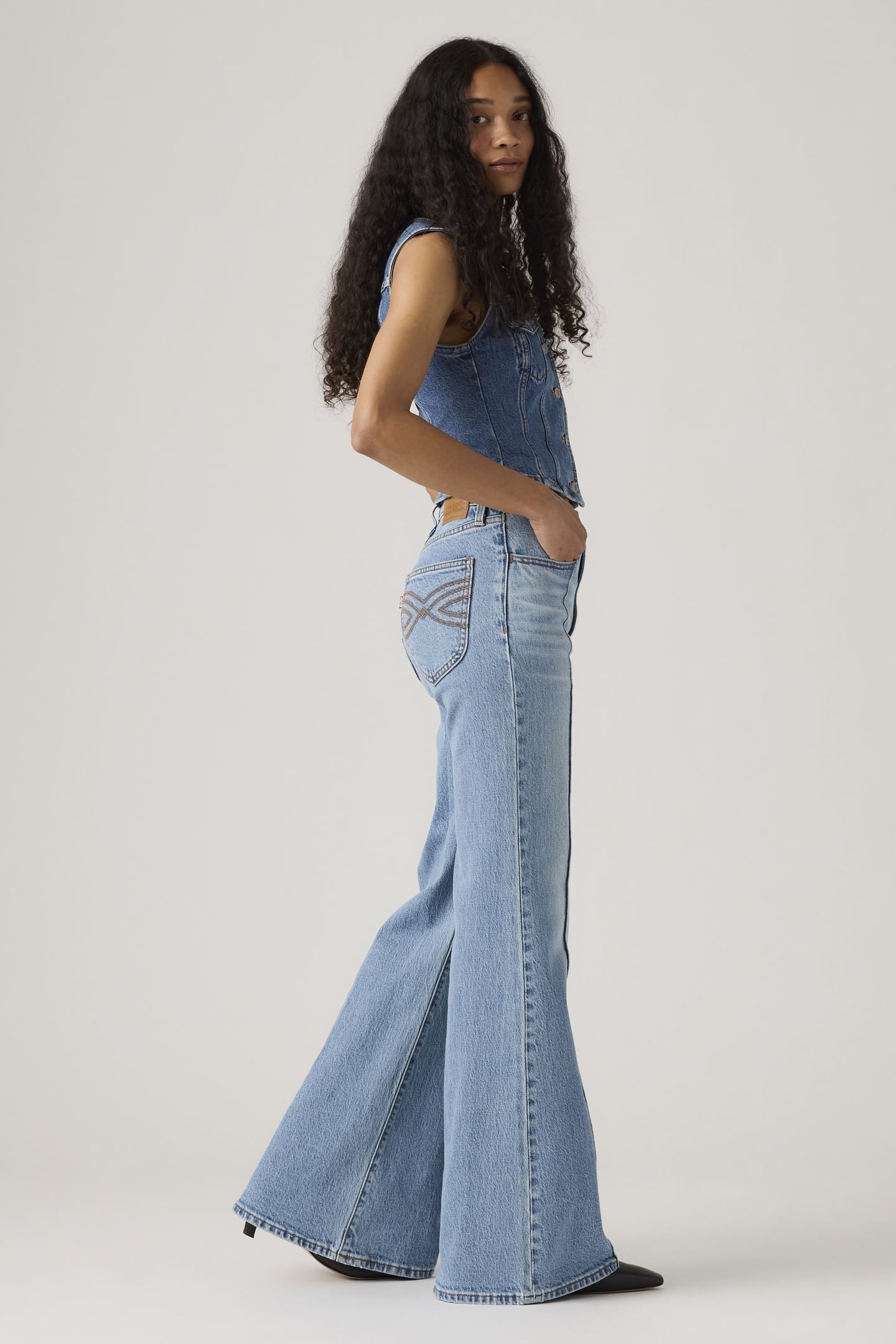 RIBCAGE BELL WESTERN JEANS BLUE 4