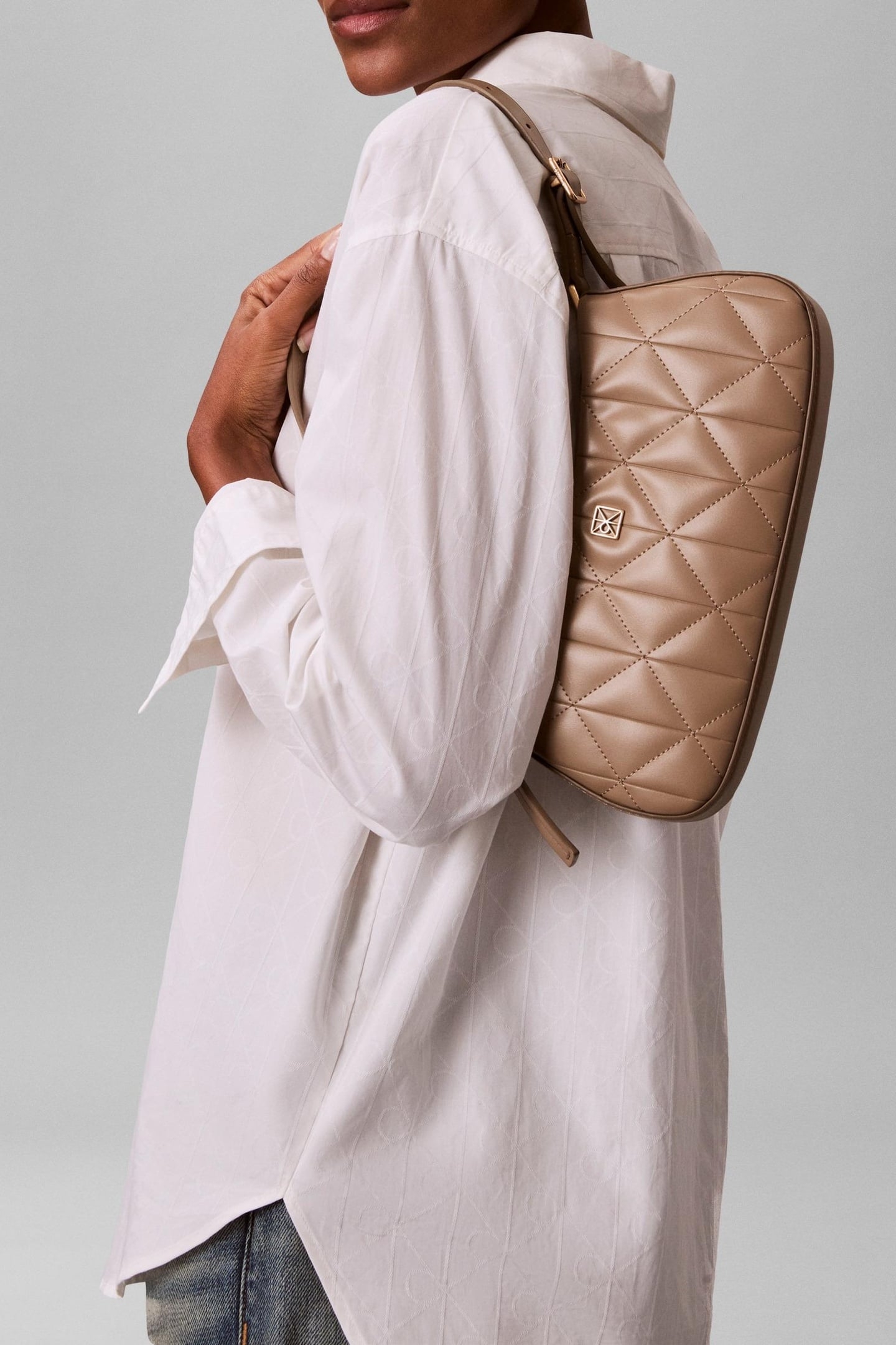 QUILTED SMALL SHOULDER BAG DESERT TAUPE 1
