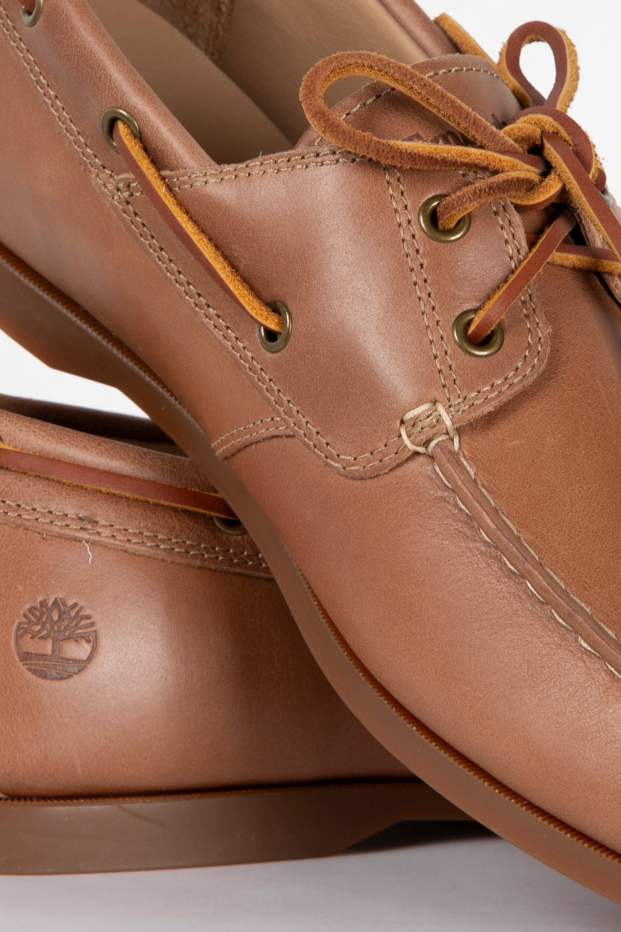 CEDAR BAY ESSENTIAL BOAT SHOE LIGHT BROWN FULL GRAIN 3