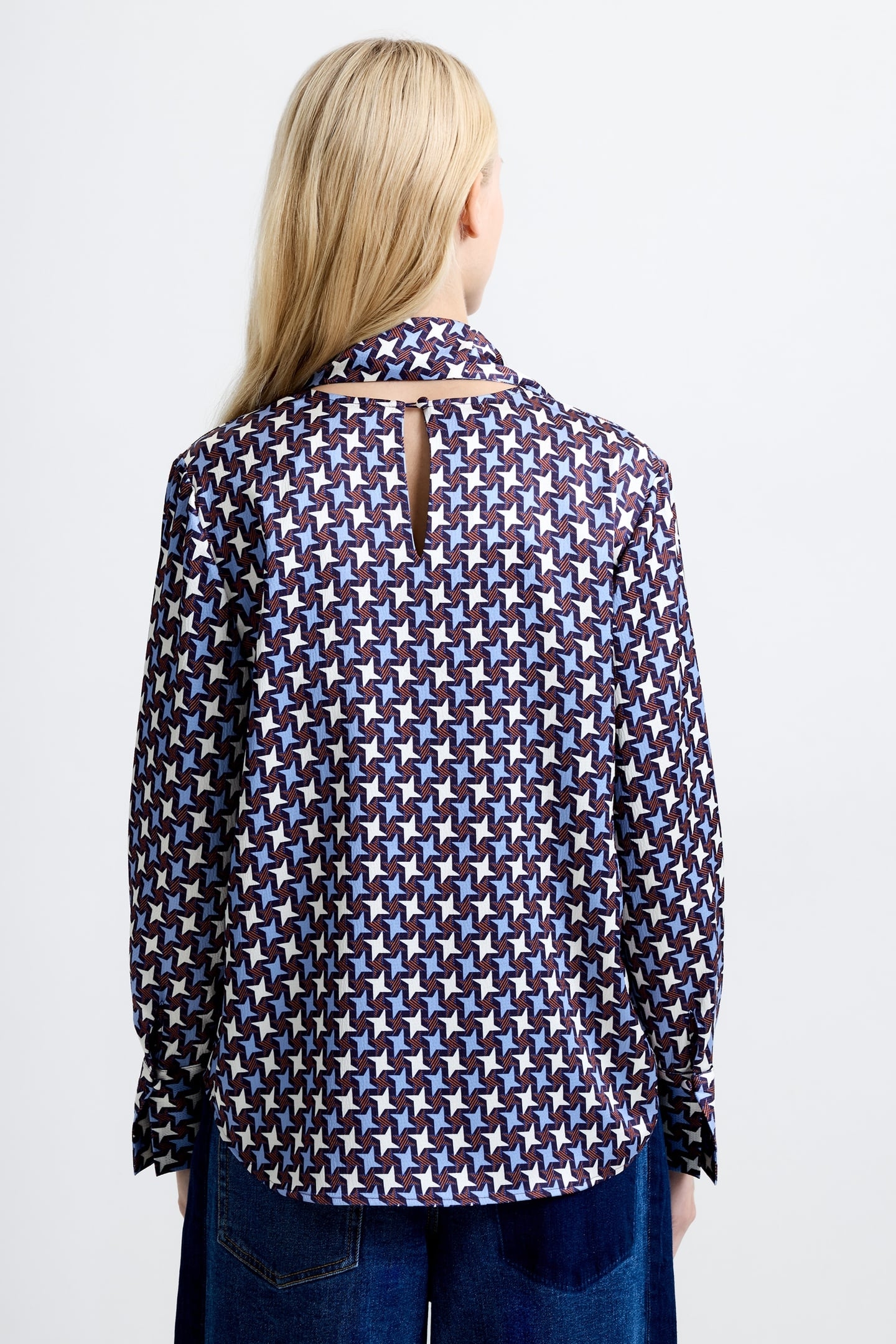 GLORIA DOLLY LS SCARF BLOUSE BLUEBERRY MULTI 2