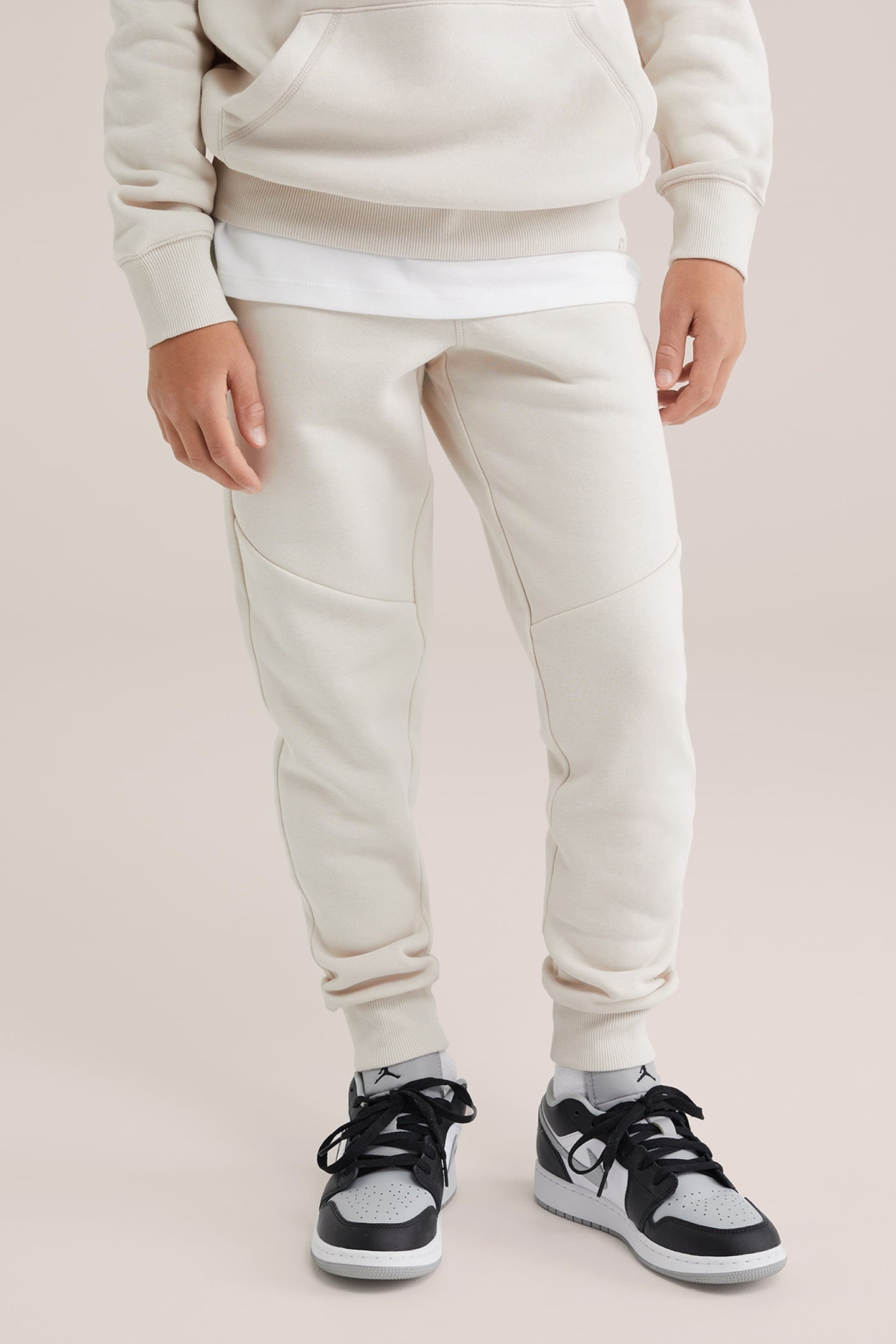 JOGGING PANTS BEIGE 1