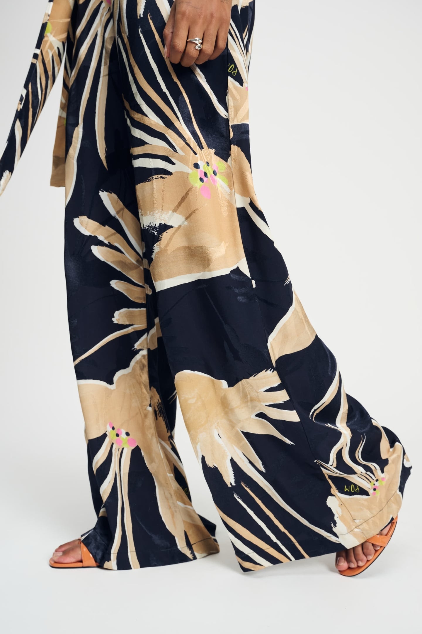 JUMPSUIT - ONE SHOULDER ARTISAN SAND 8