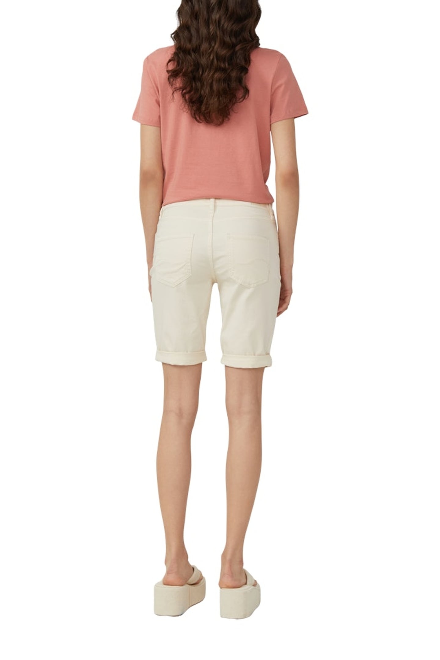 QS JEANS SHORTS CRÈME 5