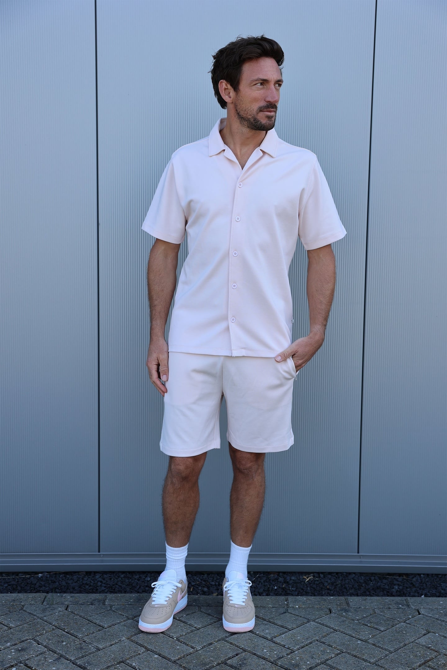 ST LUXURY DELICACY 1