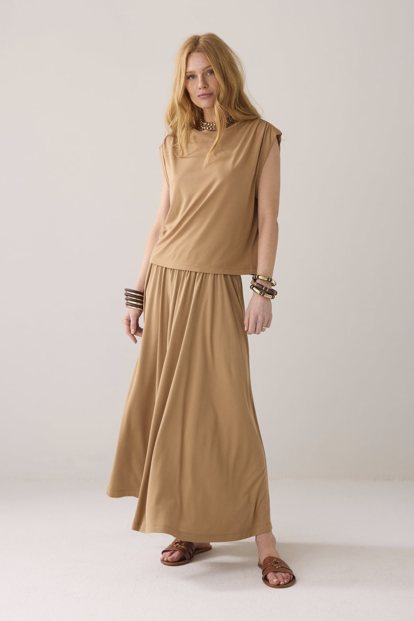 SLEEVELESS TOP WASHED MODAL PEANUT 1