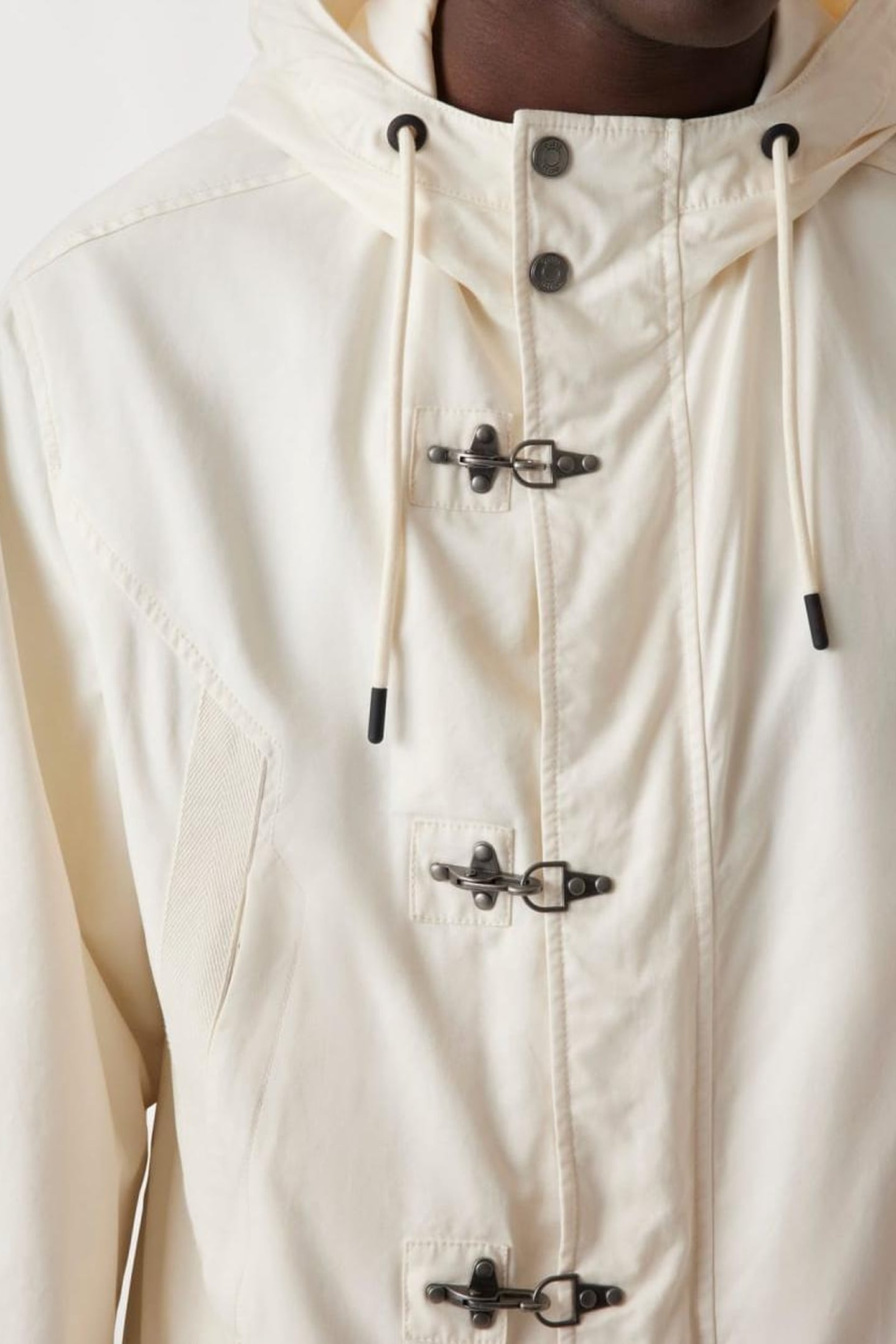 GUESS ECO COATED HOODED JACKET PEARL WHITE 7