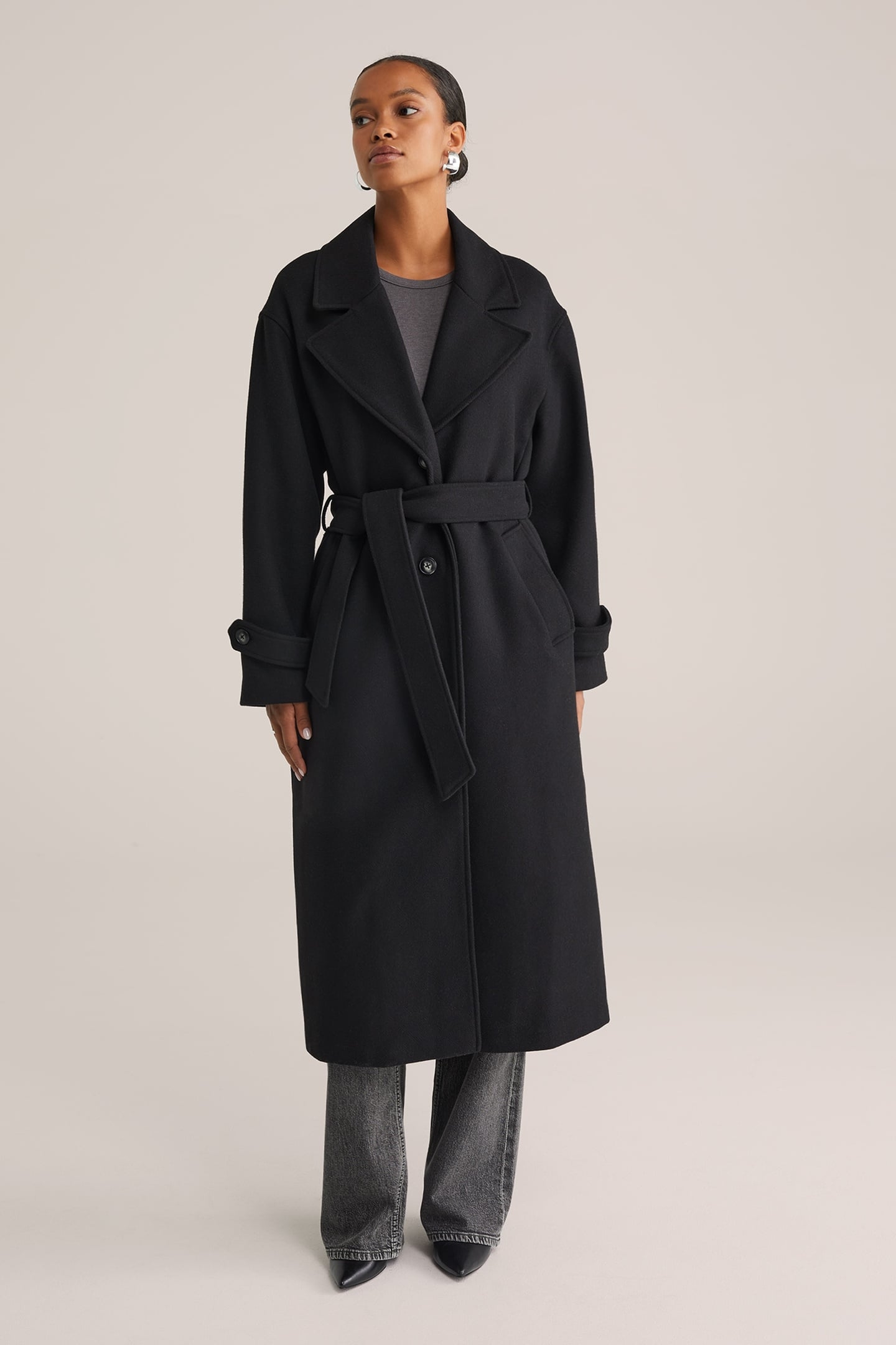 COAT BLACK 1