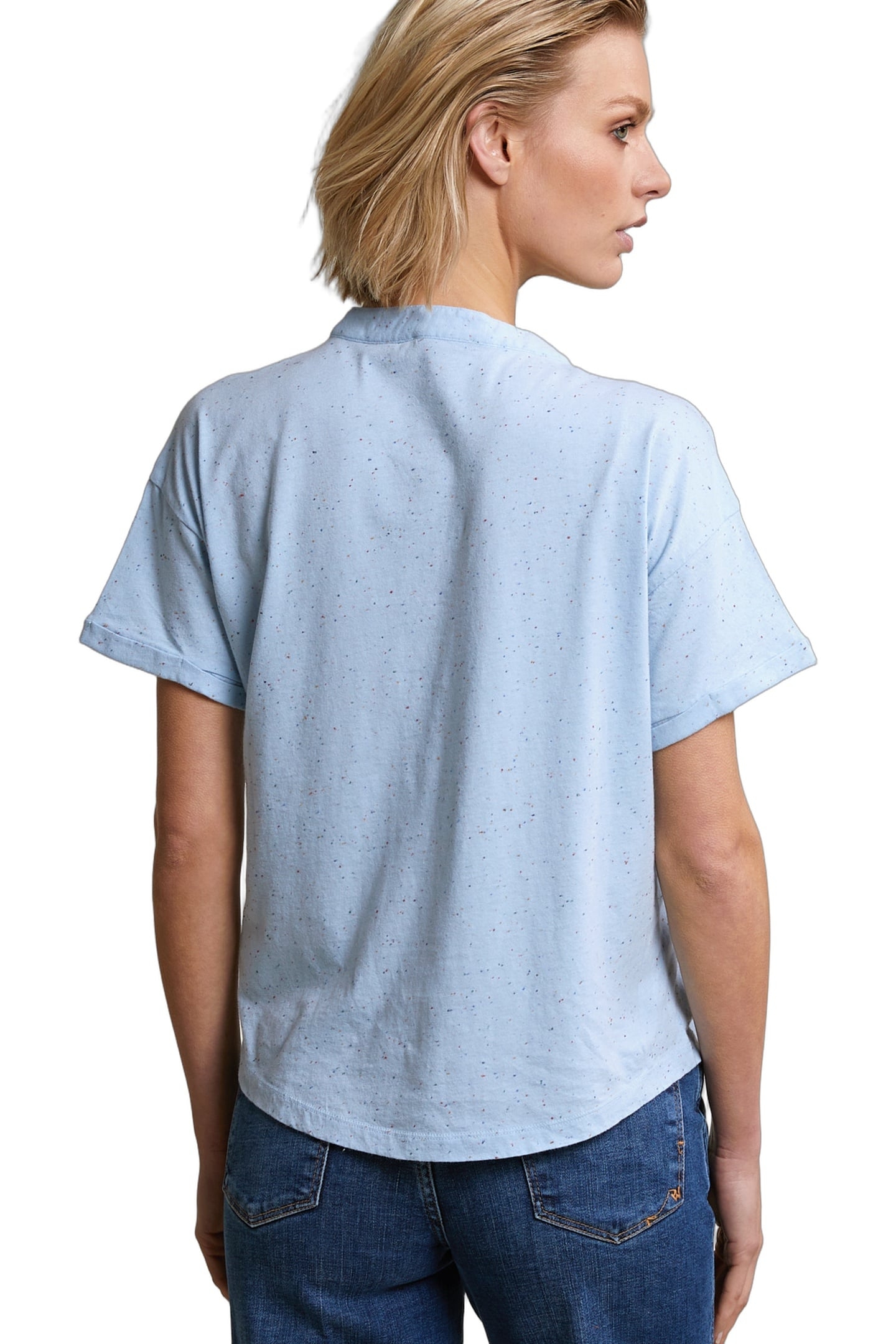 BLUE DOTTED V-NECK T-SHIRT 4