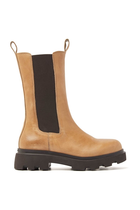 LIVIA BLAKE COGNAC 1