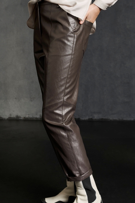 TAPERED FAKE LEATHER TROUSERS WARM GREY 4