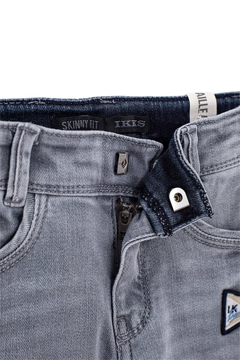 BOYS’ MEDIUM GREY RECYCLED SLIM JEANS WITH BADGES MEDIUM GRE 4