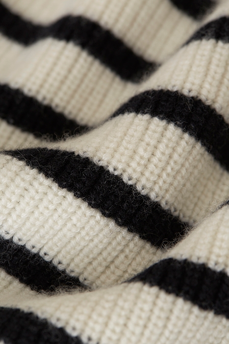 STRIPED VEST KNITS IVORY 6