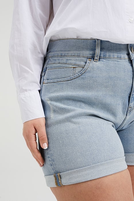 LADIES HIGH RISE DENIM SHORT WITH STRETCH - CURVE LIGHT BLUE 5