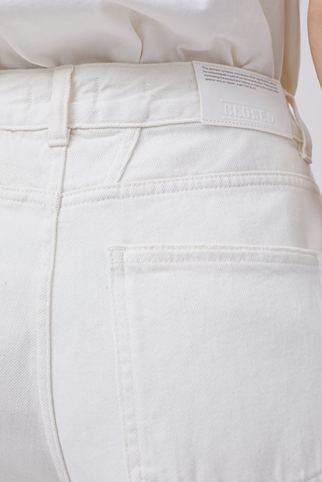 WOMEN STRAIGHT LEG SHORTS CREME 7