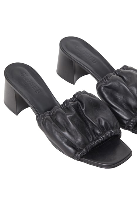 WOMEN MULE SHOES BLACK 6