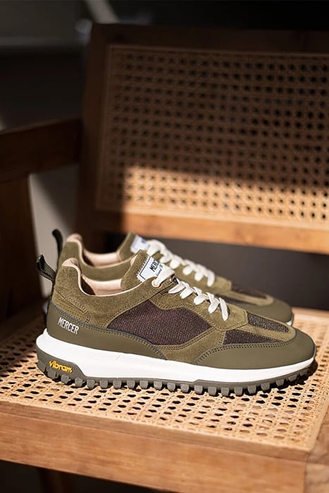 THE GLOBE - GUM LEATHER ARMY GREEN 5