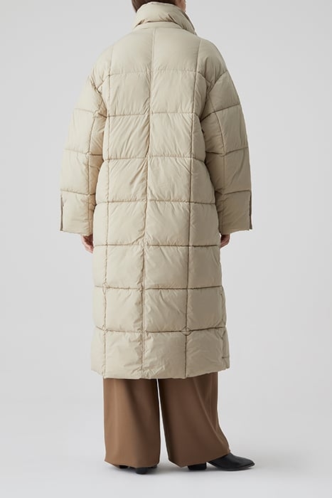QUILTED COAT CEMENT 2
