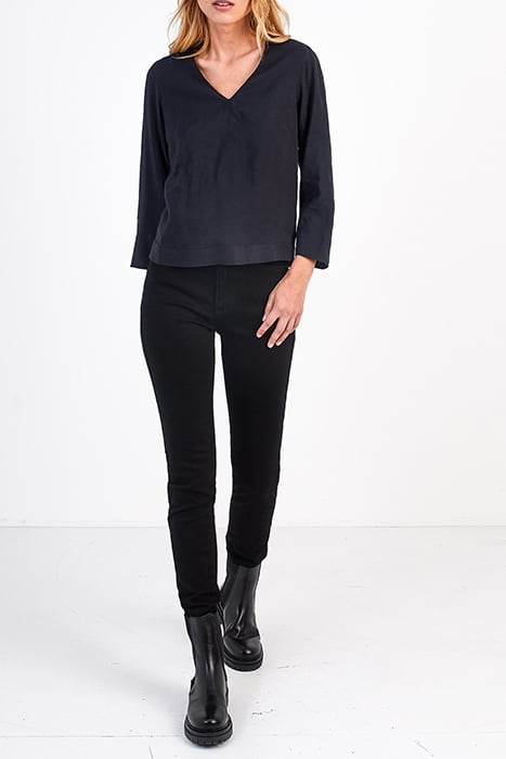 BLACK BLOUSE WITH LACE BAND ON BACK 3