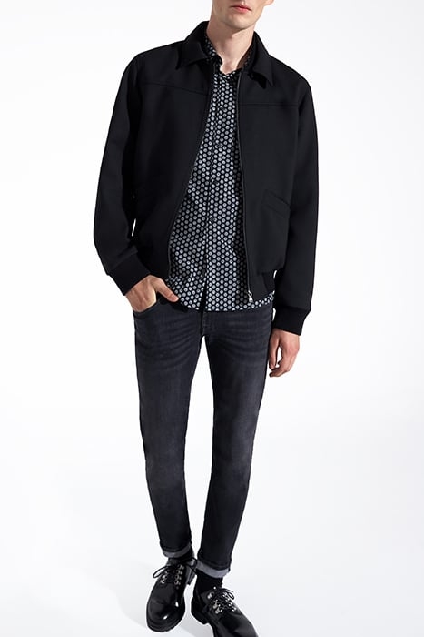 BLACK SKULL MOTIF SLIM SHIRT 3