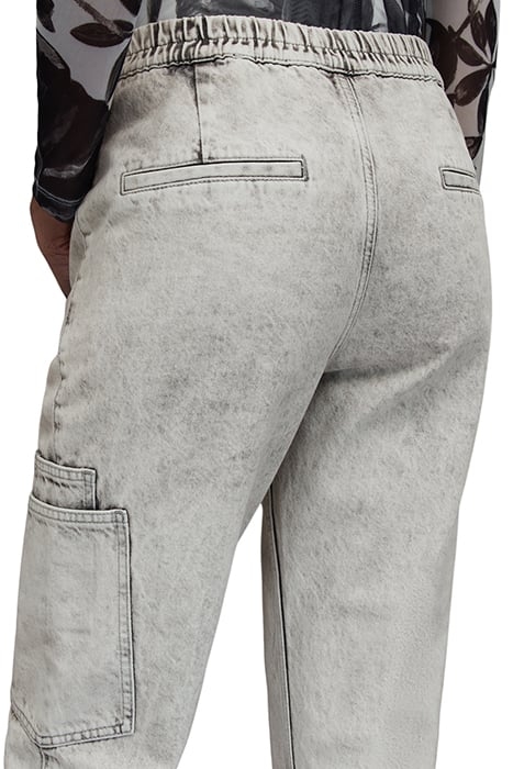 LEA CARGO JOGGER SNOW GREY 6