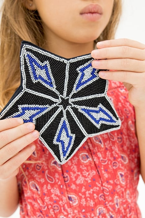 GIRLS’ BLACK STAR-SHAPE BAG WITH BEAD EMBROIDERY 2