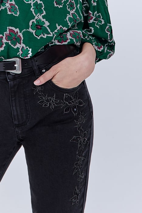 BLACK EMBROIDERED FLOWERS SCULPT-UP SLIM JEANS BLACK 5