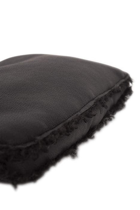 BLACK REVERSIBLE FURRY CLUTCH BAG BLACK 4