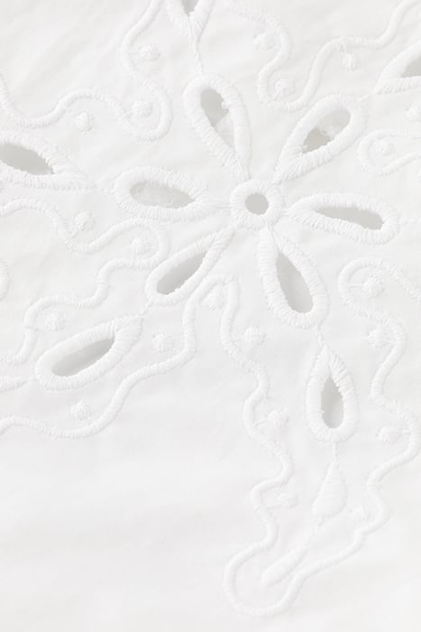 TOP WITH BRODERIE ANGLAISE SLEEVE WHITE 3