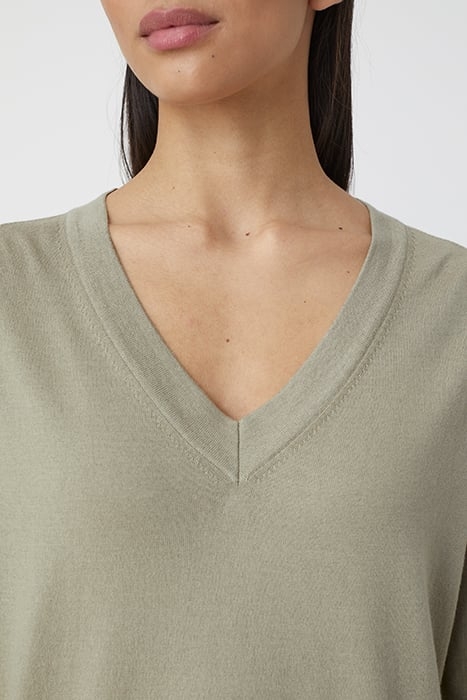 VNECK LONG SLEEVE GREY MARBLE 4