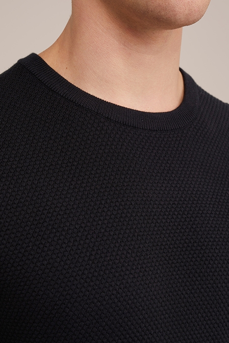 PULLOVER BLACK 5