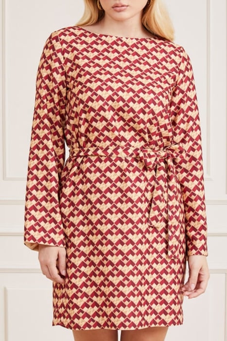 GEOMETRIC LOGO BOXY GEOMETRIC LOGO BURGU 1