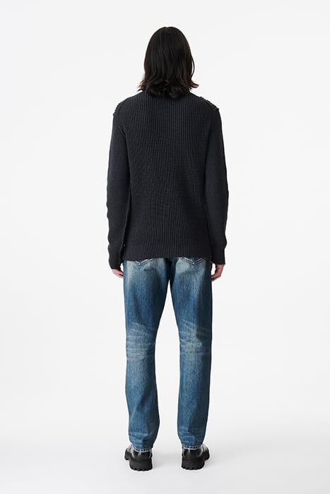 JOKOL SWEATER IN BLACK 3