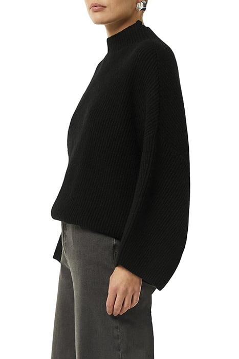 COMMA JACKETS INDOOR BLACK 4