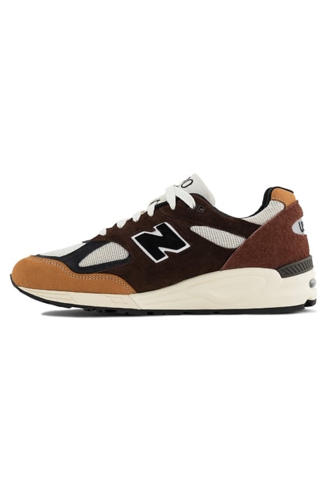 M990BB2 SNEAKERS IN BROWN 6