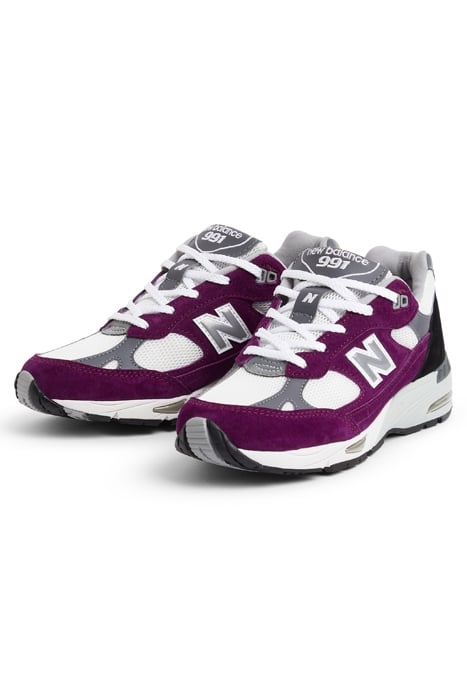 W991PUK SNEAKERS IN GRAPE JUICE 2