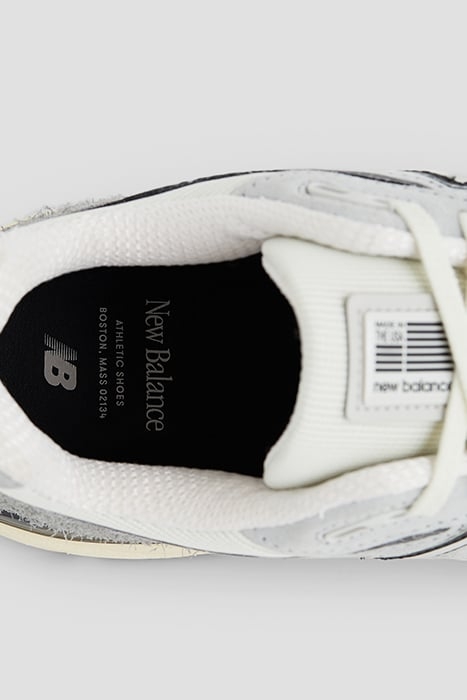 U990TG4 SNEAKERS IN GREY 8