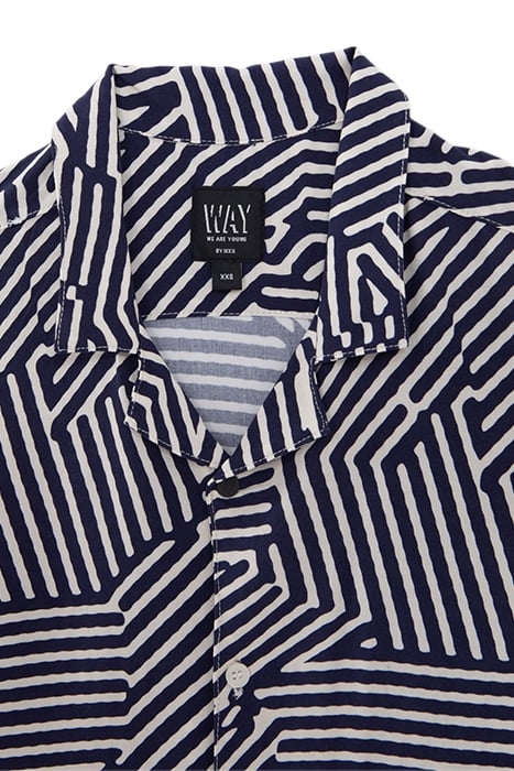 BOYS’ NAVY SHIRT WITH GRAPHIC STRIPE PRINT 3