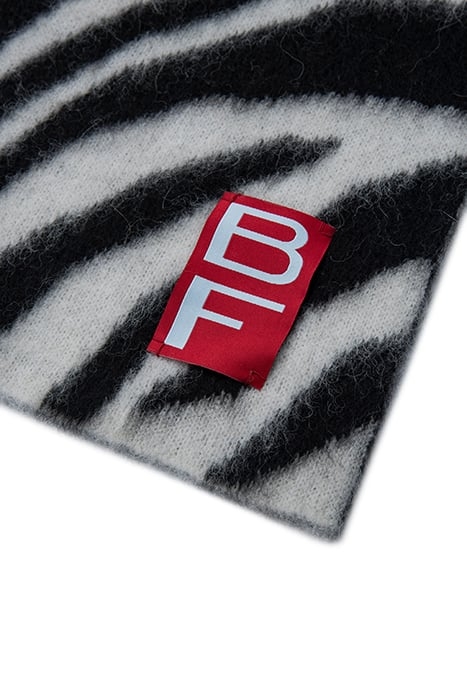 ZEBRA SCARF BW ALPACA BW 3