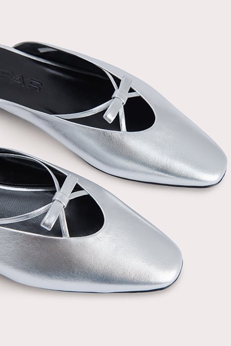 FINN SILVER METALLIC LEATHER SILVER 2