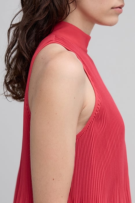 RED RECYCLED PLEATED TOP WITH AMERICAN ARMHOLES 4