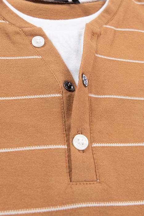 BOY'S STRIPED CAMEL T-SHIRT WITH TROMPE-L'ŒIL COLLAR 6