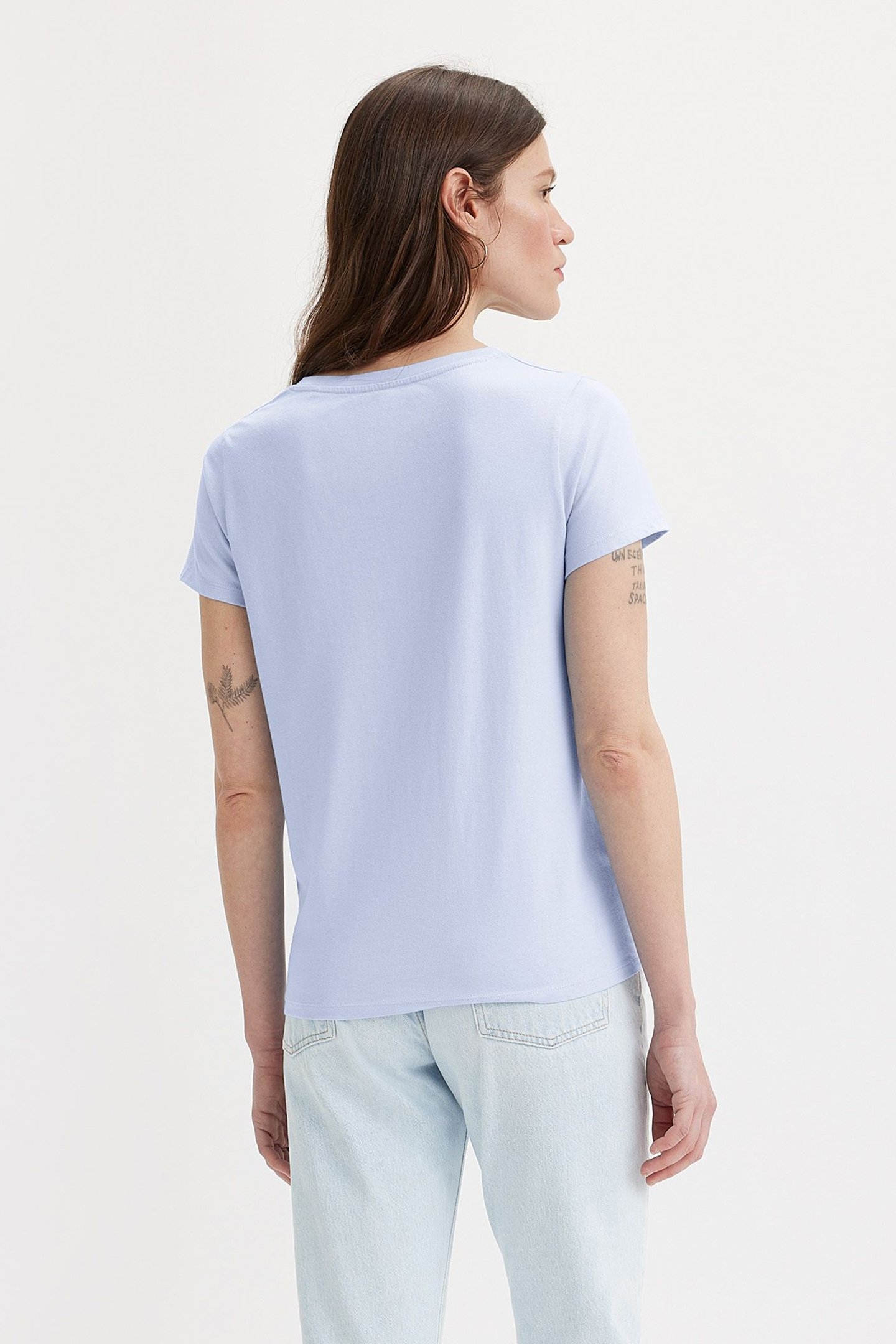 THE PERFECT V-NECK TEE 2