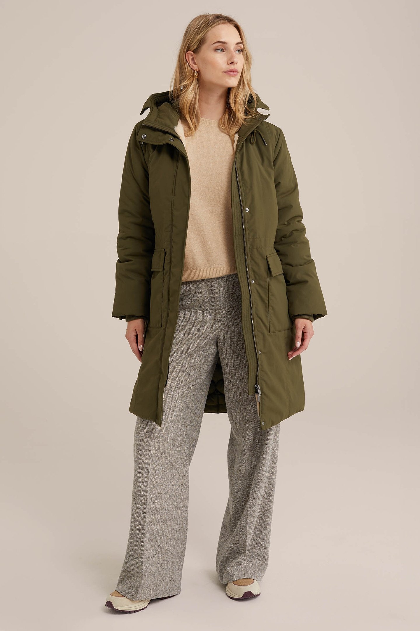 PARKA OLIVE GREEN 2