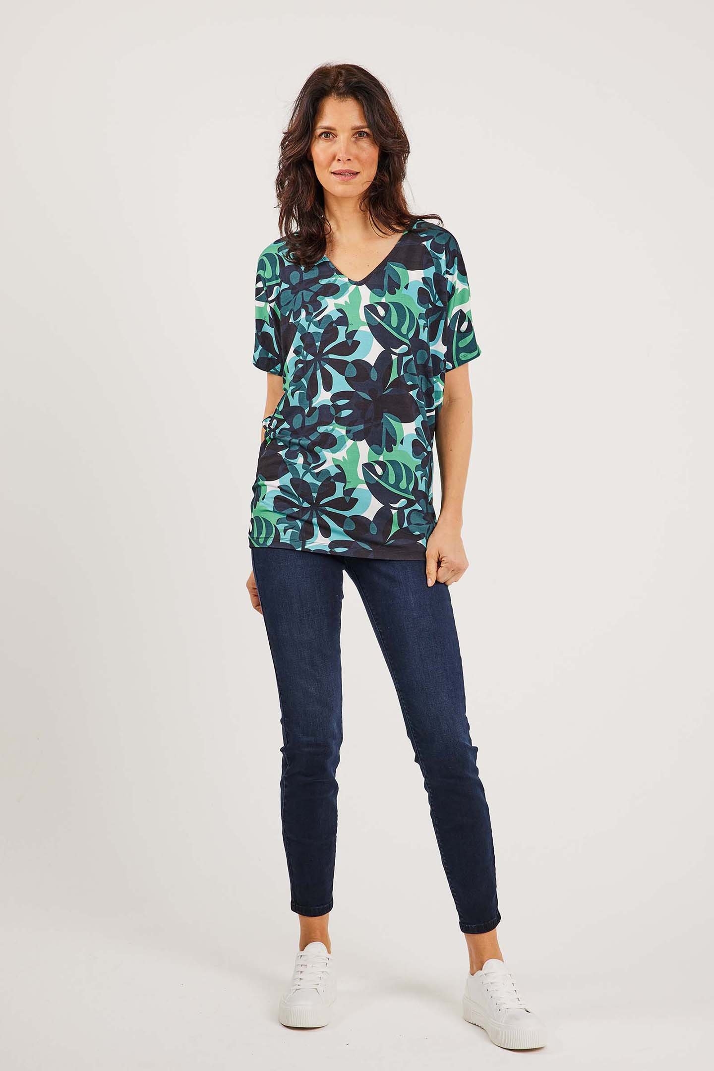 LOOSE V-TEE FAYE PRINT OFFWHITE WITH BLUE PLANES PRINT 2