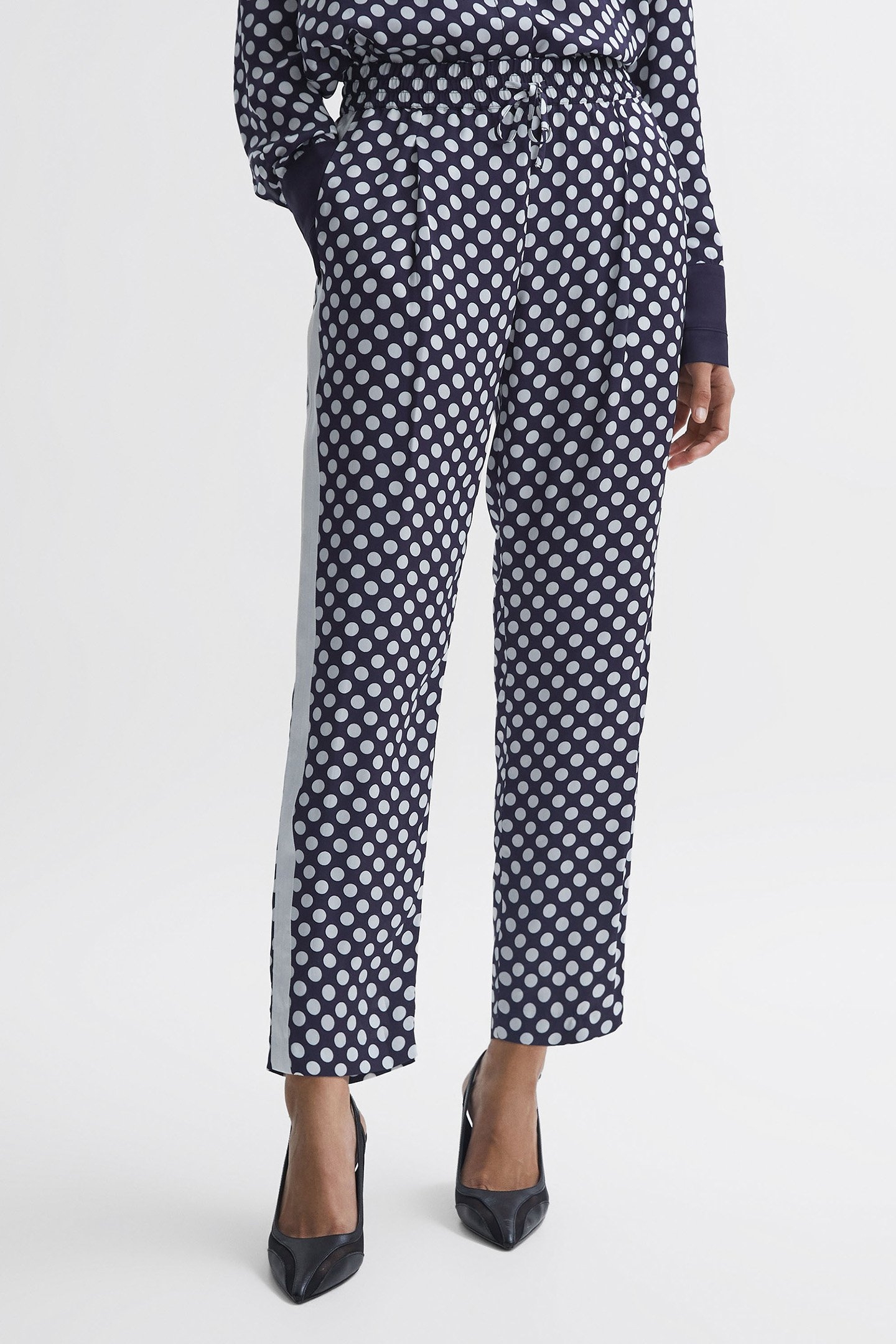 EZRA- POLKA DOT PRINT TAP NAVY/WHITE 1